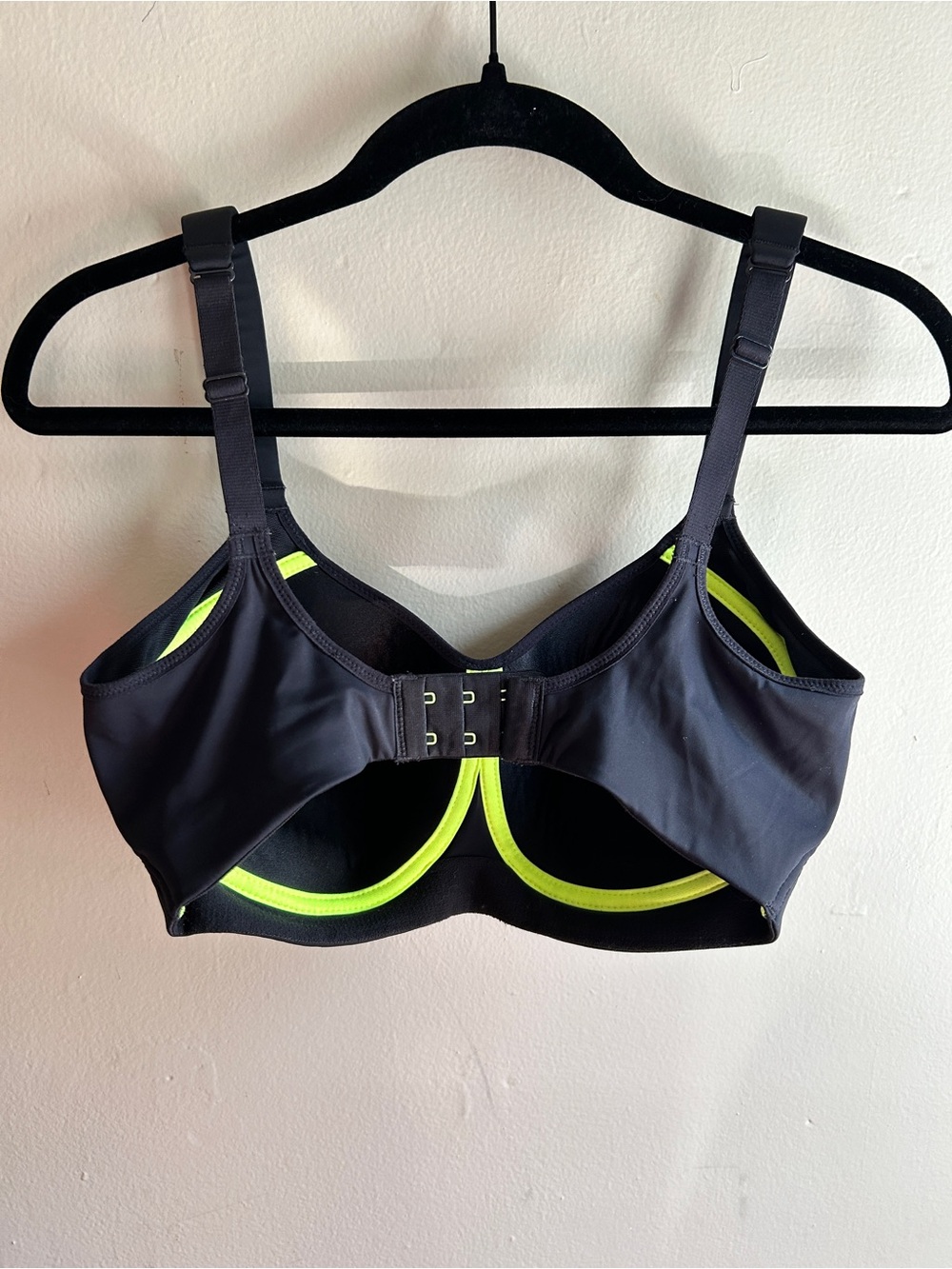 Nike Adjustable Sports Bra Dri - Fit 32E